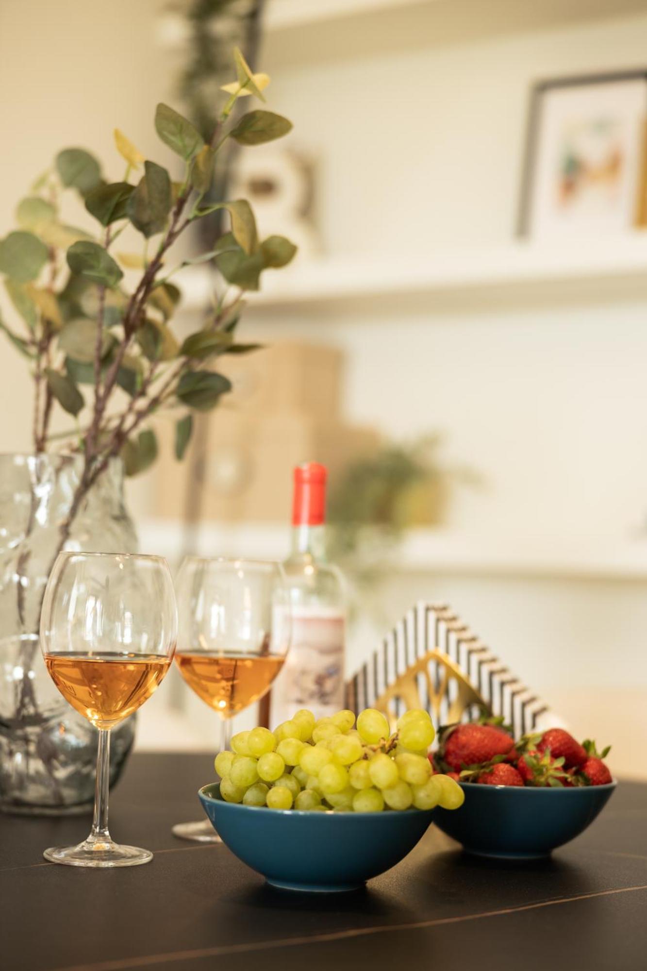 Champagne Sea View Apartment By Binobi! Thessaloníki Eksteriør bilde
