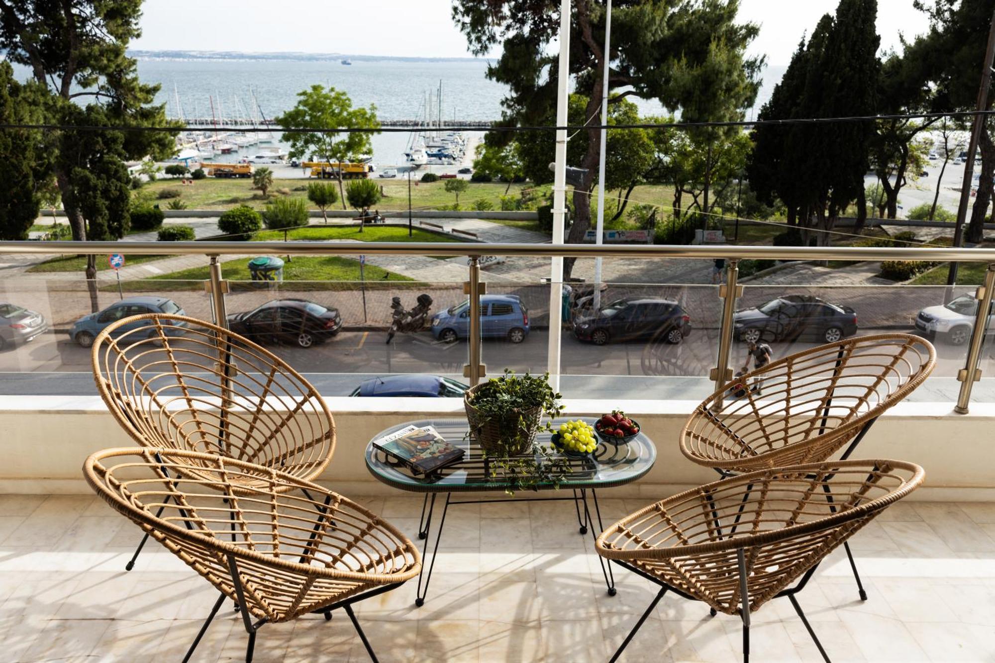 Champagne Sea View Apartment By Binobi! Thessaloníki Eksteriør bilde